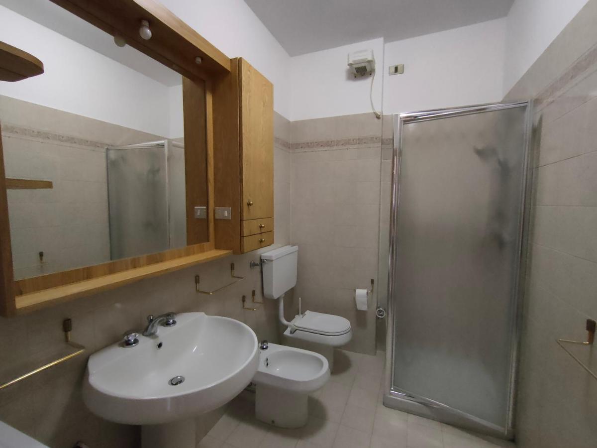 Iseolakerental- Casa Trentapassi Riva di Solto Exterior foto